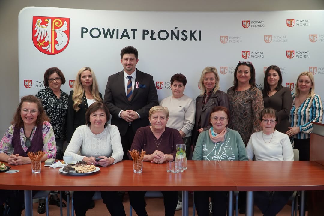 Zarządzanie organizacją, rozwiązywanie konfliktów, debiuty z pierwszymi projektami ... W #mOWES szkolenia szyjemy na miarę…
